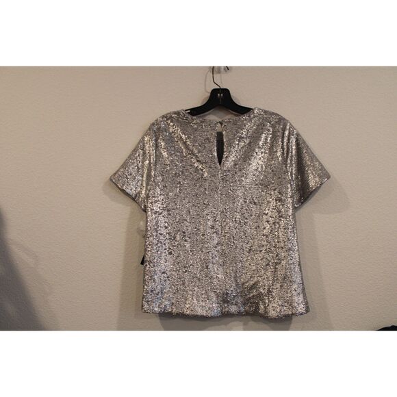 Court and Rowe new silver gray sequin top key hole back size medium - Picture 9 of 10